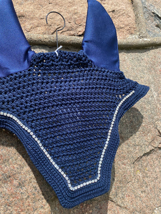 U-shape with 1 row crystals